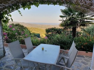 Gite Castagnu Villa Ugliastru Eccica Suarella photo vue de la terrasse.jpg